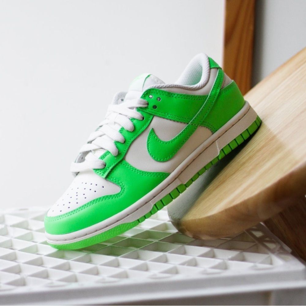 Like New! Nike Dunks